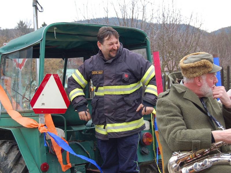 V Milíkově a Tuřanech si užili masopustní reje. 