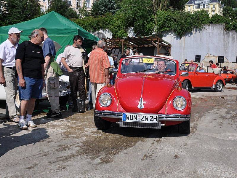 Sraz historických motorových vozidel v sobotu 4. července v Mariánských Lázních