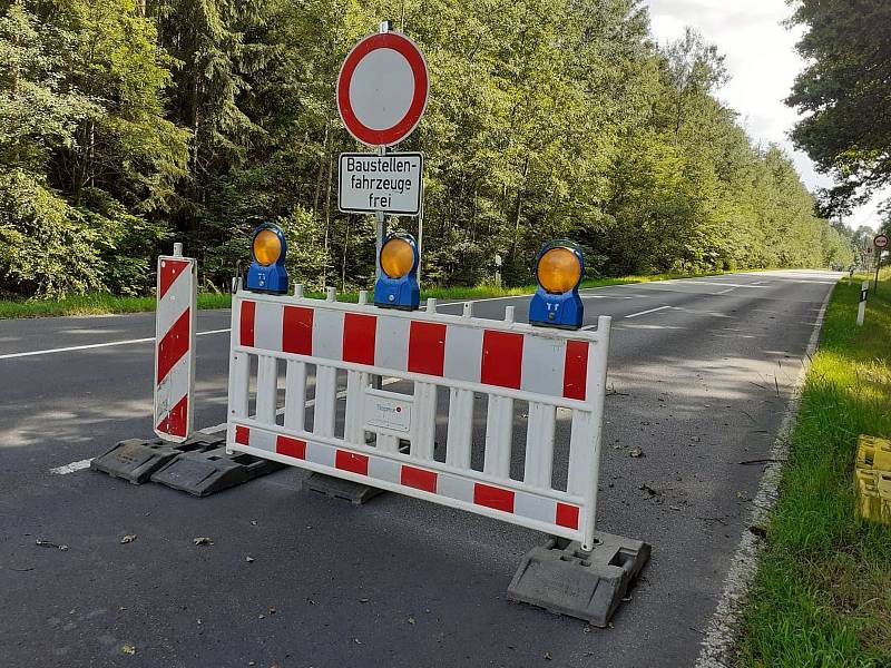 Hraniční přechod Svatý Kříž – Hundsbach je do konce července zavřený.