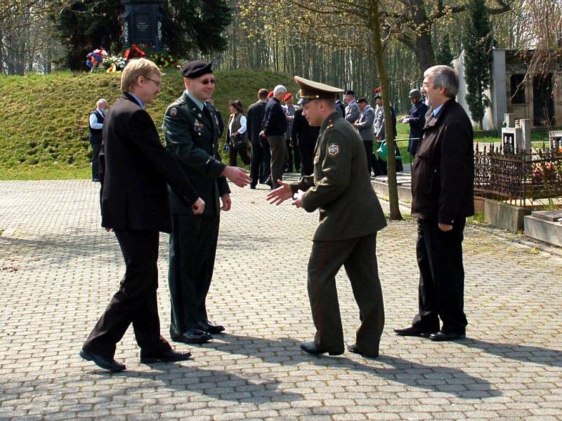 Lidé na Chebsku si v sobotu připomněli 63. vyročí konce druhé světové války