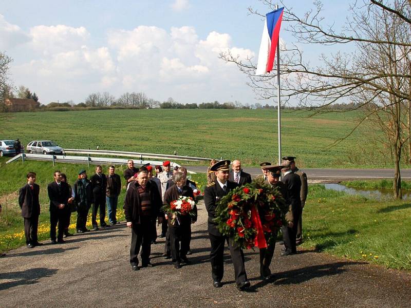 Lidé na Chebsku si v sobotu připomněli 63. vyročí konce druhé světové války