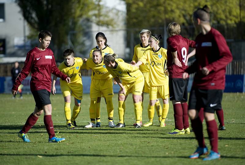 Fotbalistky Hvězdy Cheb nastřílely pět gólů