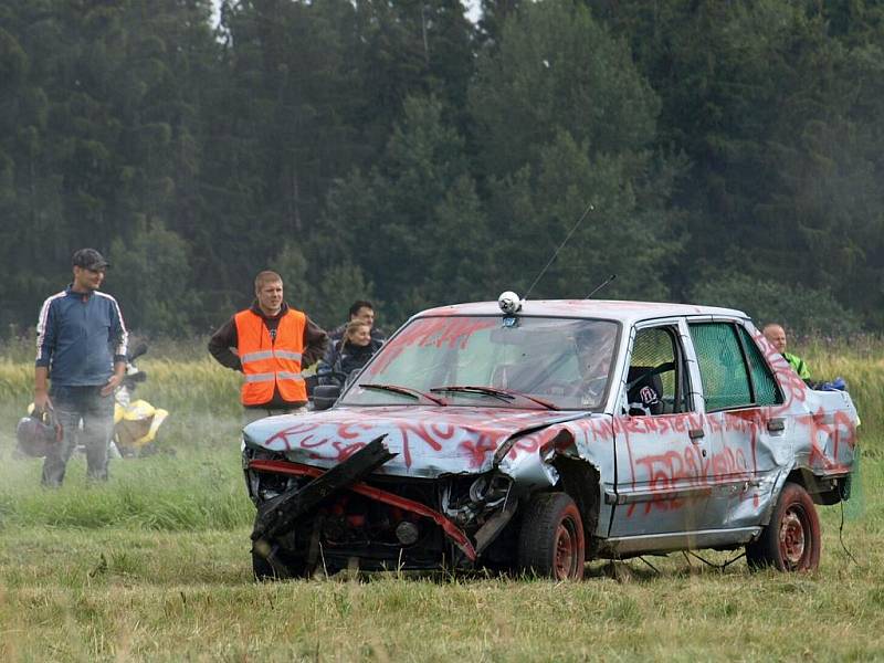 Auto - moto párty na letišti Kříženec Planá u Mariánských Lázní