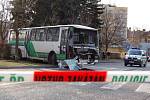 Tragická dopravní nehoda na Evropské ulici v Chebu. Řidič Tatry zemřel v chebské nemocnici