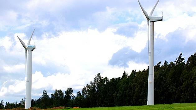 Větrné elektrárny u Nepomyšli