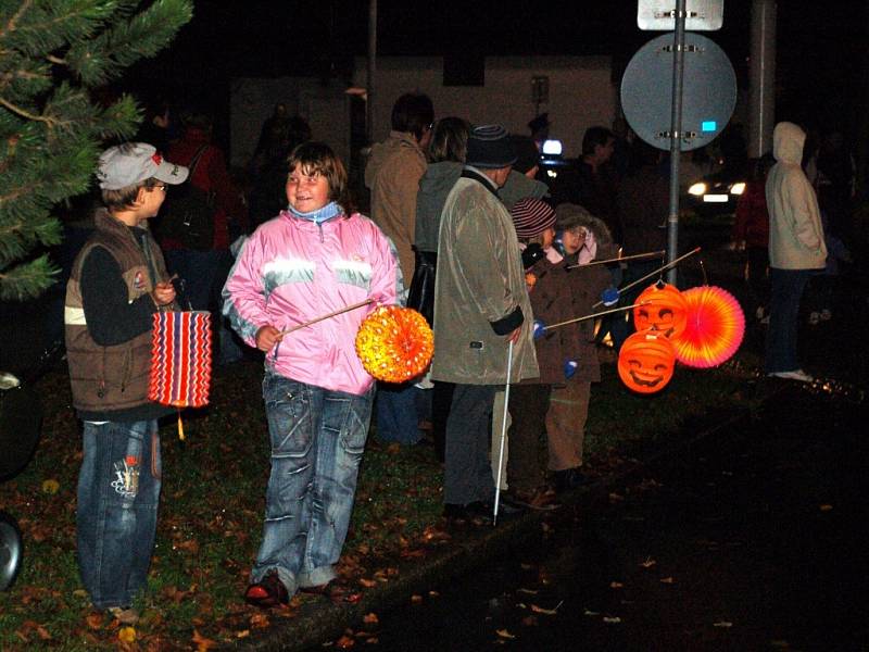 Lampionový průvod v Mariánských Lázních u příležitosti státního svátku 28. října