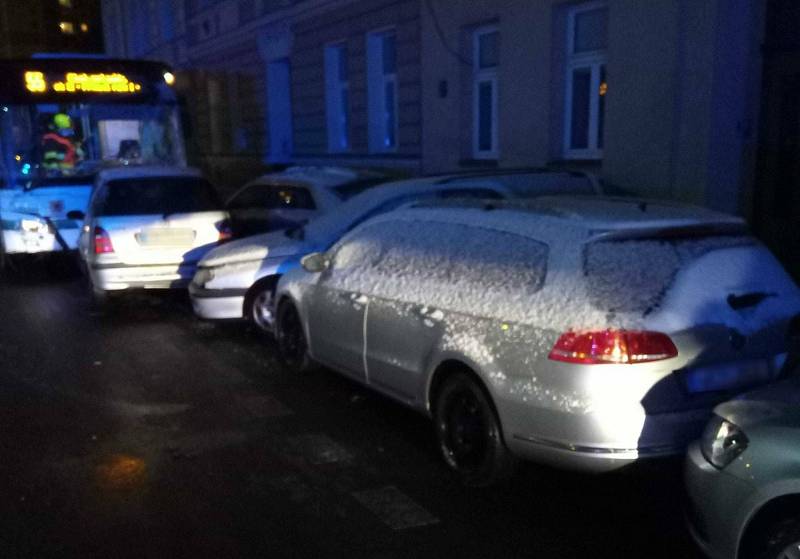 Dopravní nehoda autobusu.