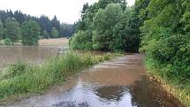 Ašskem se přehnala nevídaná průtrž mračen, která způsobila velké komplikace a především rychlo záplavy. Okolí Aše, Podhradu i Hranic bylo na několik hodin pod vodou a nikdo nečekal, že by se něco takového mohlo stát.