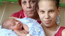 Pamela Horváthová se narodila v chebské porodnici v pondělí 27. března v 16 hodin. Na svět přišla s váhou 2 720 gramů. Z malé Pamelky se raduje doma v Karlových Varech maminka Monika a tatínek René
