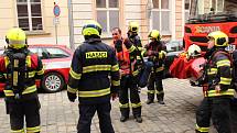Požární poplach vyhlásili hasiči v areálu chebské Střední zdravotnické škole a vyšší škole Cheb.