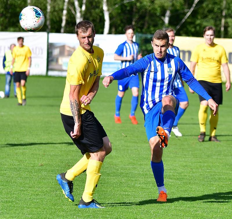 Fotbalisté ostrovského FK udolali na svém stadionu v rámci Turnaje KKFS mariánskolázeňskou Viktorii 1:0, když dosáhli na druhou výhru v řadě za sebou.