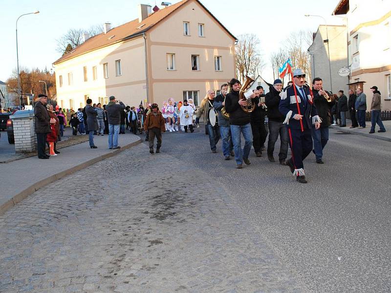 Masopustní průvod ve Skalné patří mezi nejvyhledávanější a nejoblíbenější. 