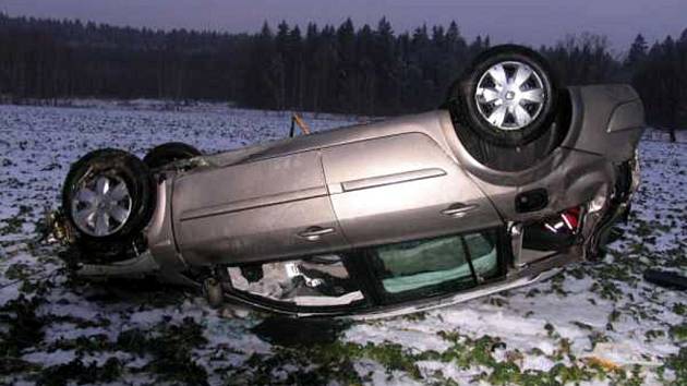 Dopravní nehoda u Trstěnic na Mariánskolázeňsku