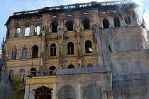 V Mariánských Lázních vyhořel bývalý hotel.