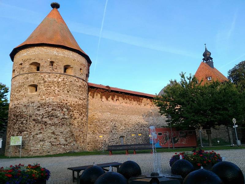 Hrad Hohenberg v Německu, zhruba 10 kilometrů od Chebu, patří k nejnavštěvovanějším památkám.