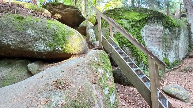 Skalní labyrint najdete 30 kilometrů od hranic s Německem. Nachází se nedaleko německého města Wunsiedel.