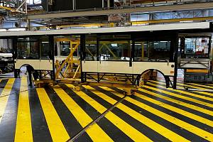 Autobusy pro Cheb se už vyrábějí ve Francii