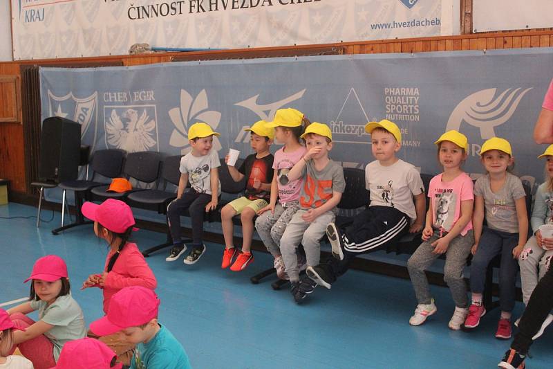 Projekt Rozhýbejte české děti sklidil u dětí velký úspěch. Kromě soutěží si malí předškoláci i zatančili.