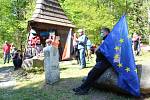 Zhruba stovka lidí dorazila na česko-německé hranice mezi Libou a Selbem. Protestovali proti dlouhodobému uzavření hranic, které podle iniciátorů už postrádá smysl.