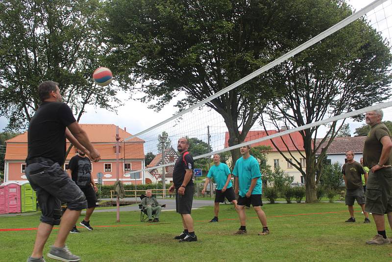 Tradiční srandamač v Milíkově.