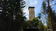 Rozhledna na vrchu Großen Kornberg patří k nejnavštěvovanějším v česko - německém pohraničí.