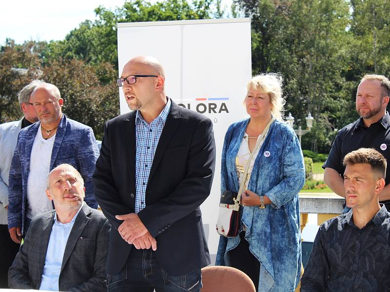 Trikolóra hnutí občanů zahájilo volební kampaň ve Františkových Lázních.