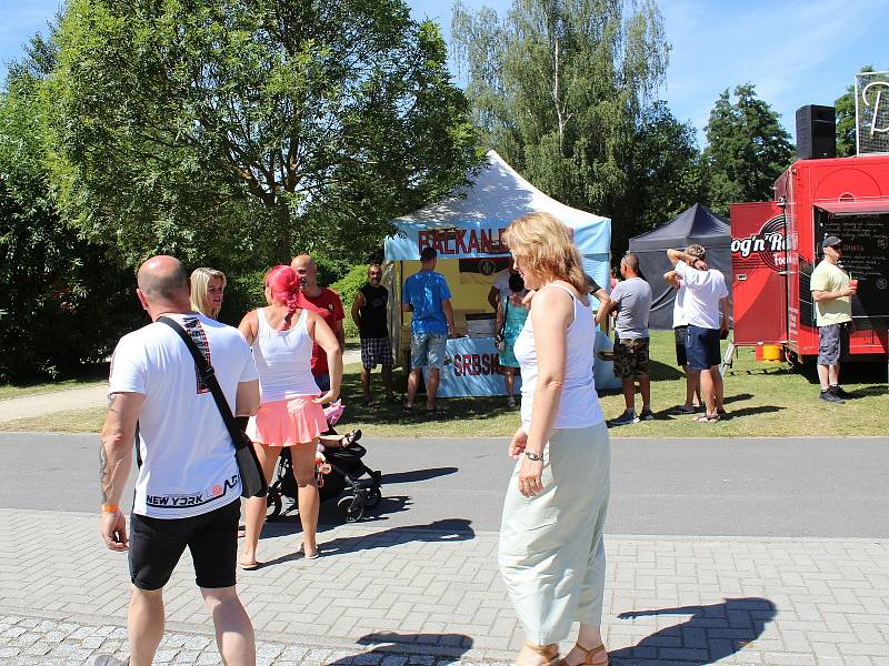 Na Krajince v Chebu se konal druhý ročník festivalu vína a jídla.