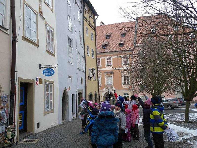 Masopust a Velikonoce se staly tématem příměstského jarního tábora, které pořádalo Muzeum Cheb. Jarního tábora se zúčastnilo šestnáct dětí. 