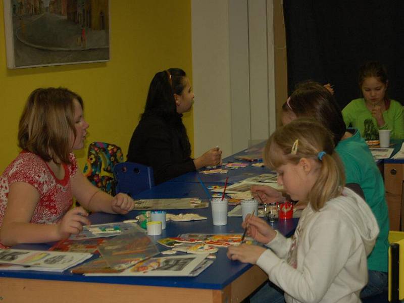 Masopust a Velikonoce se staly tématem příměstského jarního tábora, které pořádalo Muzeum Cheb. Jarního tábora se zúčastnilo šestnáct dětí. 