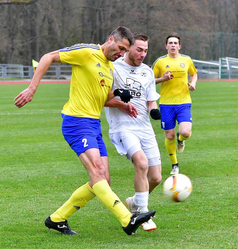 FC Viktoria Mariánské Lázně – SK Senco Doubravka 0:1 (0:1).