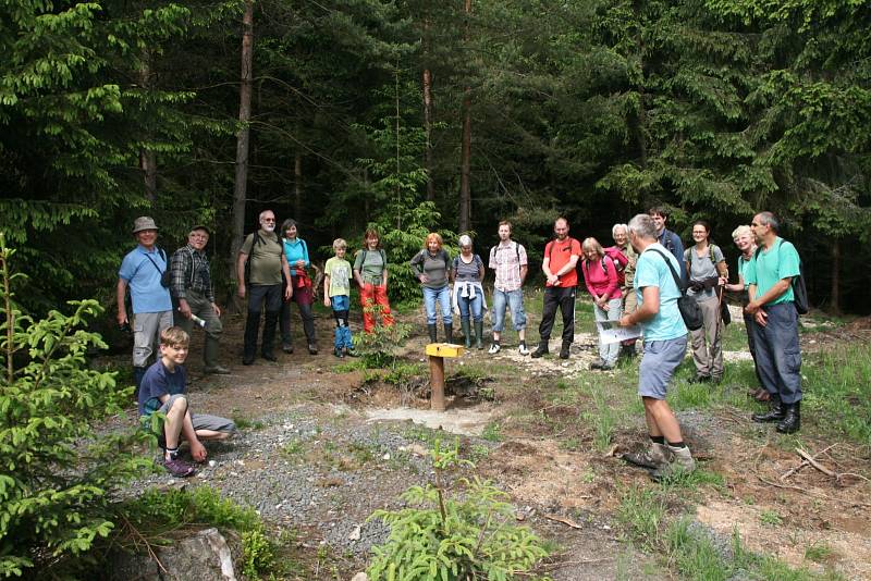 Turisté se vydali poznat dvě nové vyhaslé sopky.