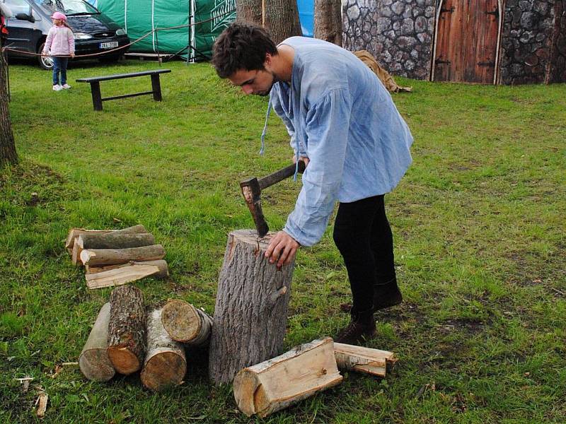 V pořadí již 19. Podhradské posvícení navštívily opět desítky lidí nejen z české, ale i z německé strany hranice. 