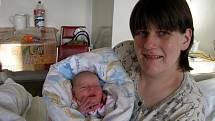 ANNA ZUBOVÁ z Aše se narodila mamince Daně a tatínkovi Jaromírovi 2. prosince v 10.30 hodin. Měřila 51 centimetrů a vážila 3,08 kilogramu. 