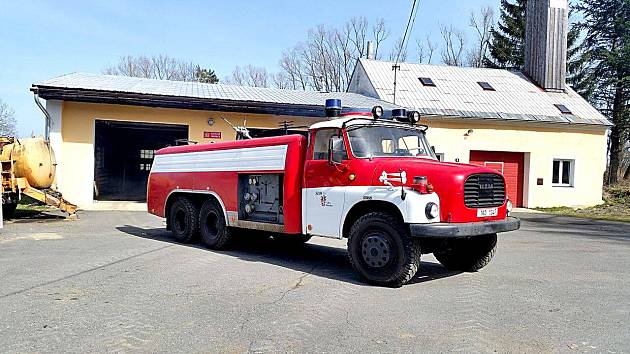 Mnichovští hasiči se rozloučili s Tatrou 148.