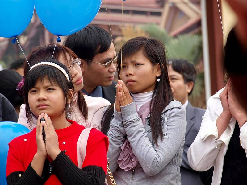 Na Svatém kříži u Chebu vyrostl buddhistický chrám. Je jediný v České republice