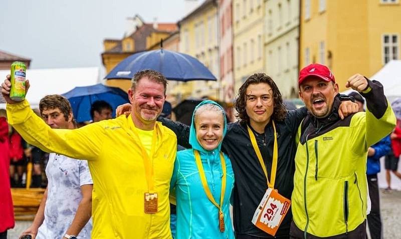 Běžci z celé České republiky i dalších zemí se před chebským Špalíčkem sejdou v sobotu 27. srpna a organizátoři z Rozběhnito.cz si pro ně opět připravili velké sportovní odpoledne.