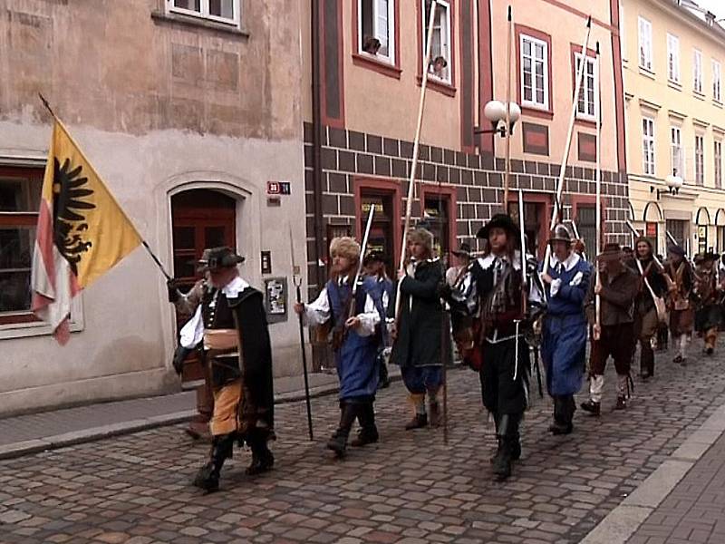 Krásné počasí a spokojení návštěvníci. Co víc si mohli přát pracovníci Muzea Cheb, pořadatelé slavnostního otevírání Chebského hradu? Organizátoři letos připravili  úplně nový program.