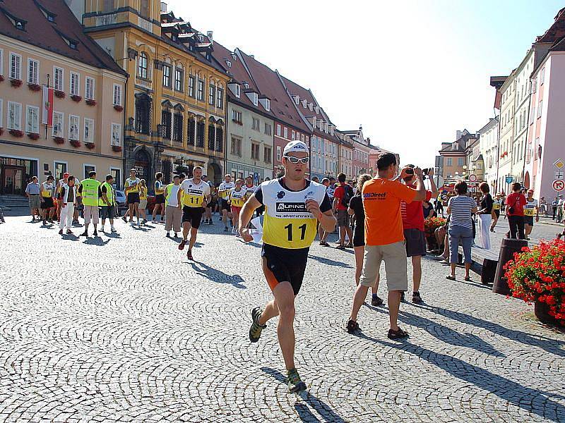 Extrémní závod dlouhý přes 360 km. 