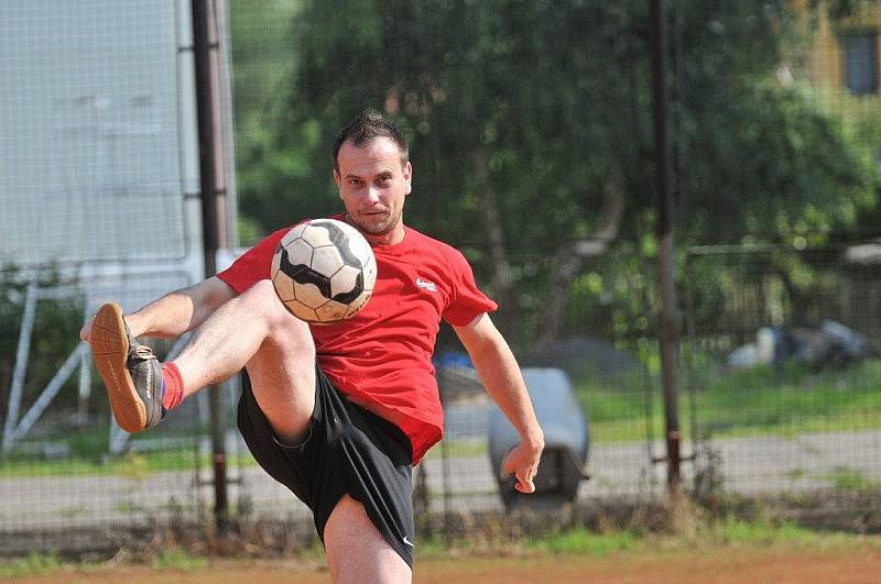 Skalenští nohejbalisté porazili na domácím hřišti celek Aše B.