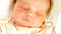 NELA VRBOVÁ se narodila v úterý 5. července ve 20.55 hodin. Při narození vážila 3600 gramů a měřila 52 centimetrů. Doma v Křižovatce se z malé Nelinky raduje maminka Jana spolu s tatínkem Luďkem.