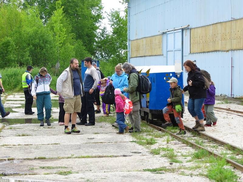 Úzkorozchodná dráha u přírodní rezervace Soos opět v květnu přilákala stovky cestujících.