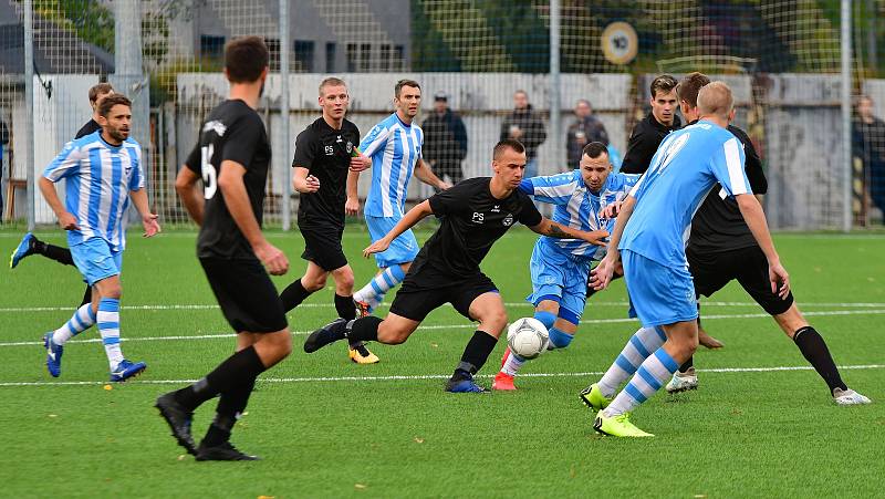 Chebské derby ovládla v rámci 11. kola Fortuna Divize A Viktoria Mariánské Lázně, která porazila Hvězdu Cheb 3:0.