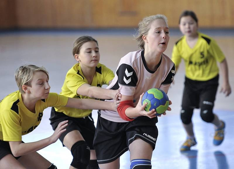 Chebská sportovní hala přivítala mládežnickou házenou