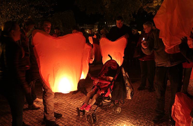 Mariánské Lázně se s Mistrem loučily u Zpívající fontány