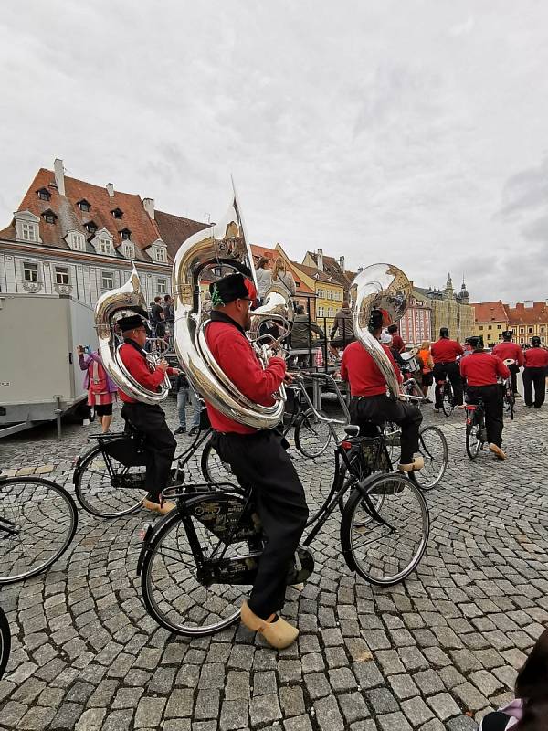 Mezinárodní festival dechových orchestrů se v Chebu konal po čtyřech letech.