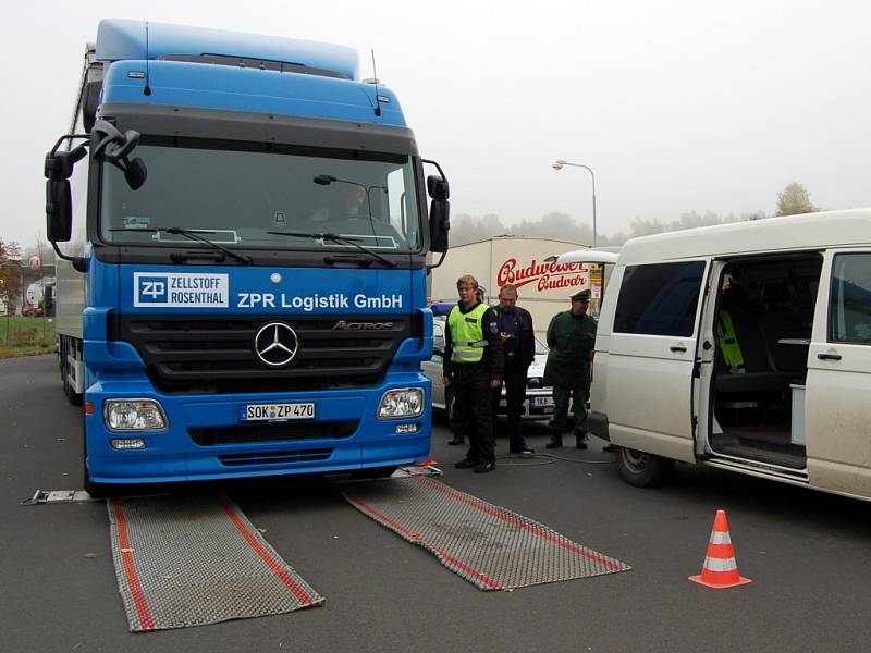 Kontrolní akce českých a německých policistů u Aše