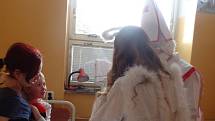 PERNÍČKY. Studentky chebské zdrávky perníčky pomohly hospici. Zbylé výrobky udělaly radost pacientům.