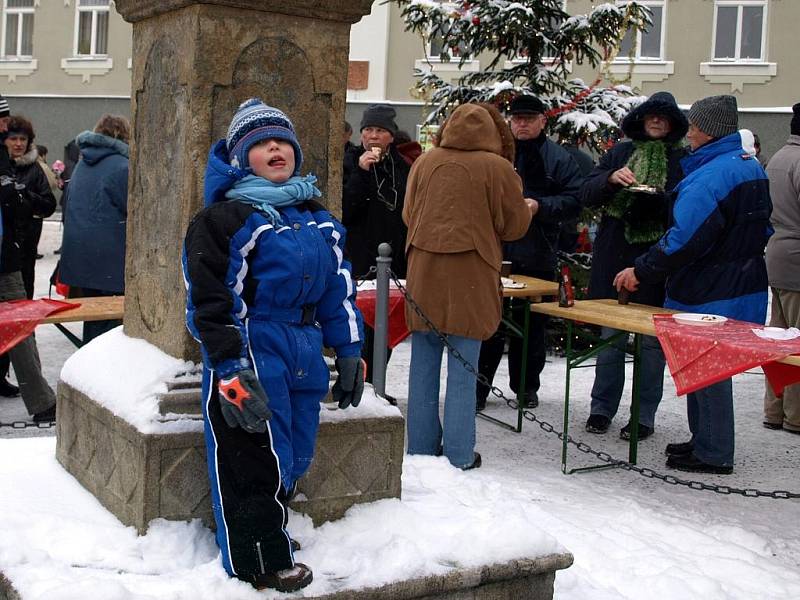 Tradiční vánoční setkání v Lubech. 