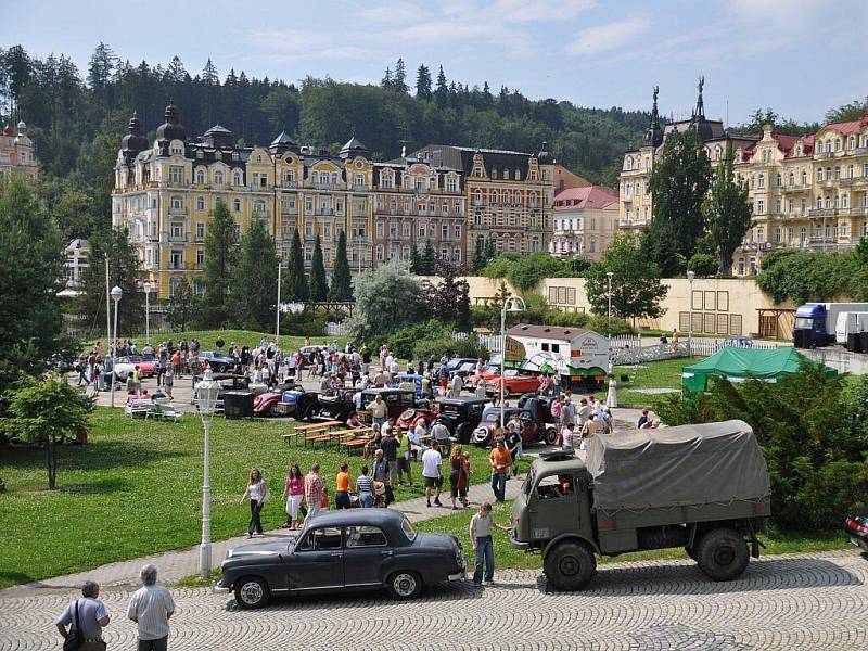 Sraz historických motorových vozidel v sobotu 4. července v Mariánských Lázních