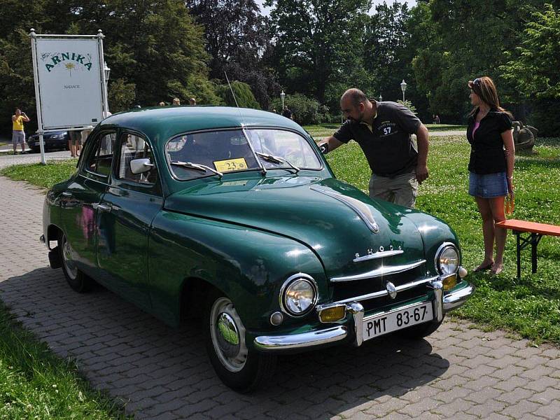 Sraz historických motorových vozidel v sobotu 4. července v Mariánských Lázních